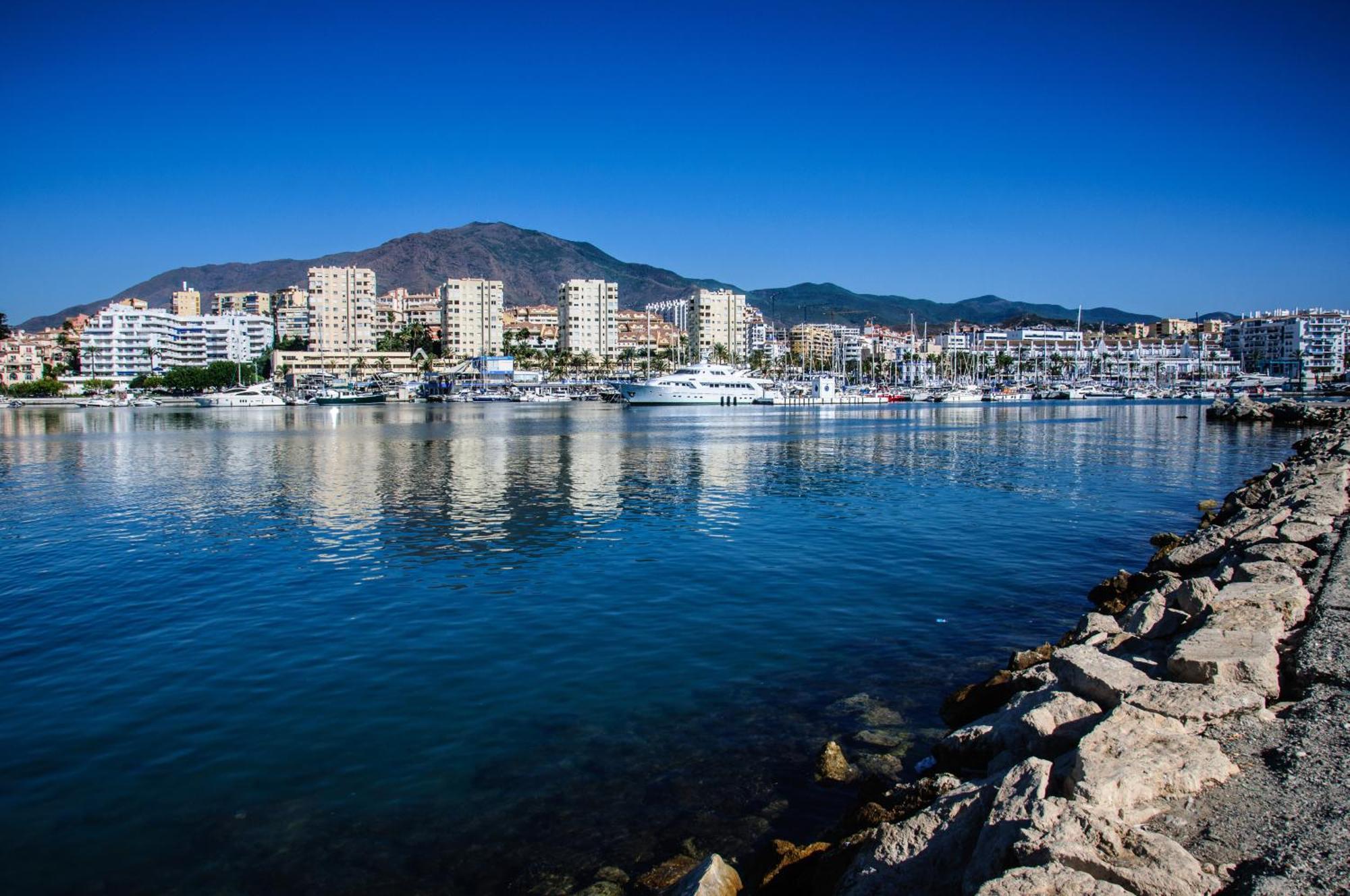 Appartement Palmeras Puerto Paraiso Estepona Bagian luar foto